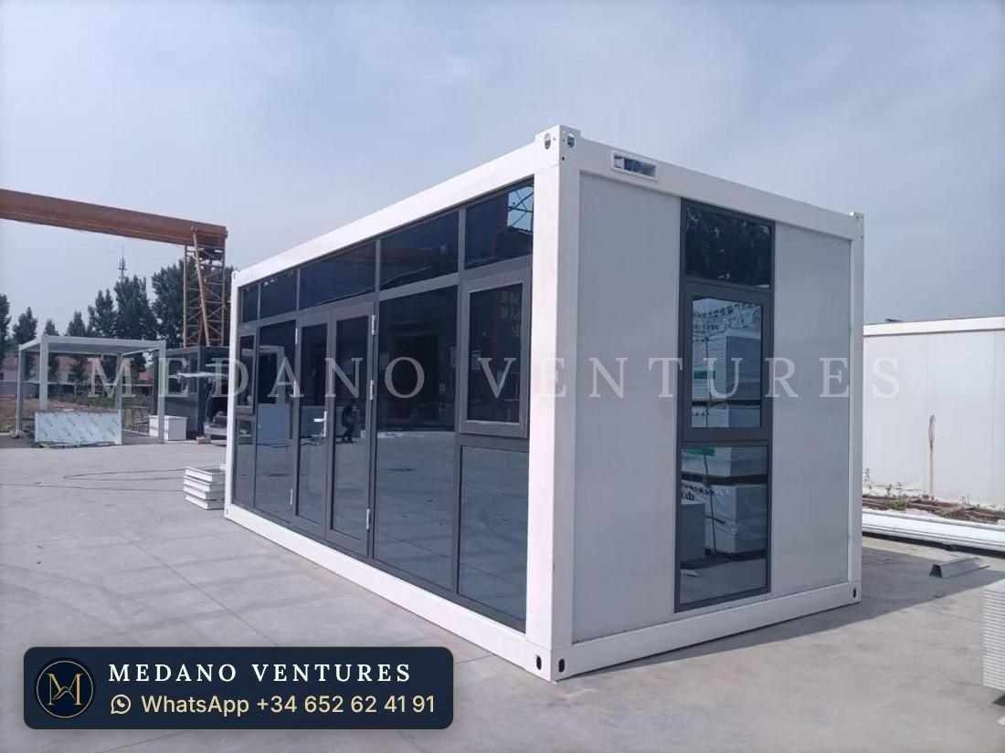 Módulo con cerramiento de vidrio